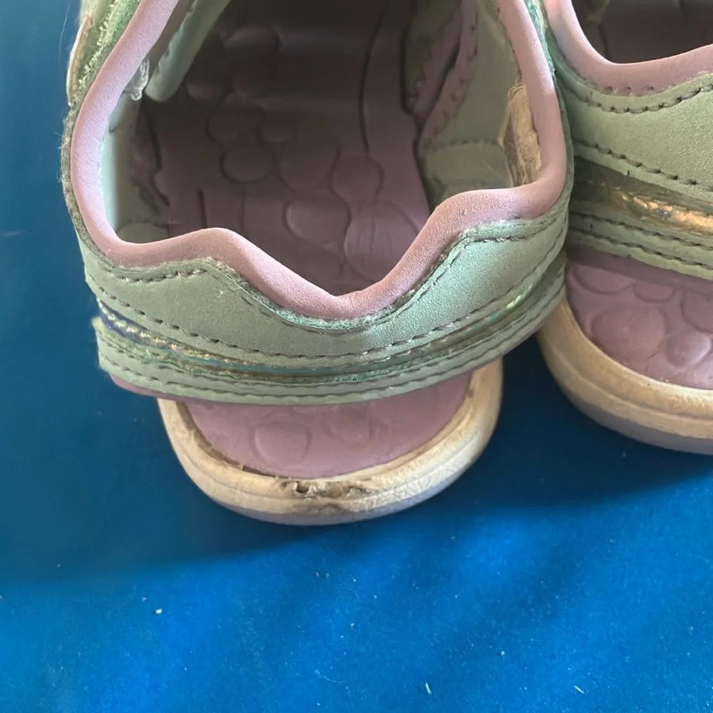Wonder Nation Sport Sandals with Closed-Toe Design 10